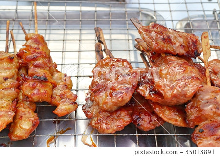 pork roast on street food pork roast on street food 35013891