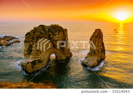 Beirut sunset on raouche rocks 35014043