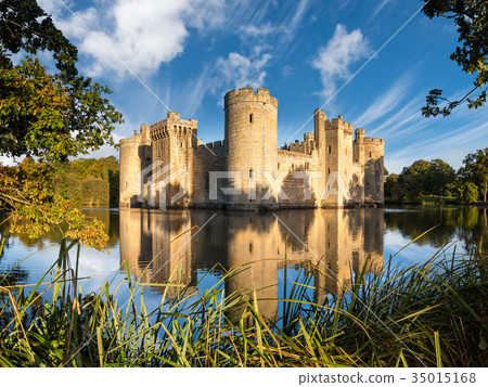 Bodiam Castle in England Bodiam Castle in England 35015168