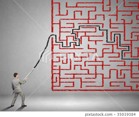 Businessman drawing maze Businessman drawing maze 35019384