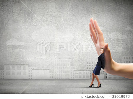 Businesswoman stoped by palm Businesswoman stoped by palm 35019973