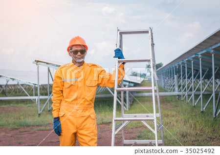 operation and maintenance in solar power plant 35025492