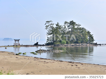 Koiroji Coast-27639 35025723