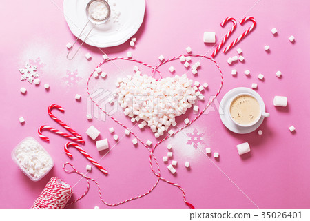 Concept Preparation Christmas Heart Marshmallows 35026401