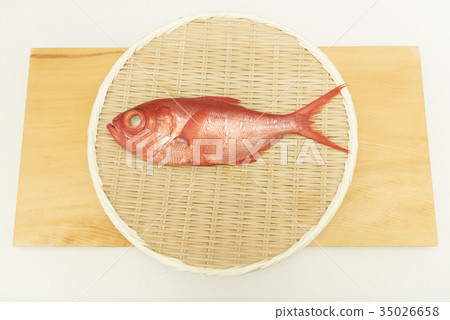 Takezaru上的Kinmeji 35026658