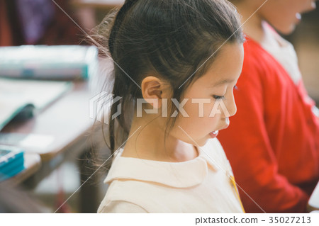 lesson, class work, elementary school 35027213