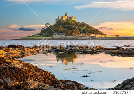 St Michael's Mount in Cornwall 35027574