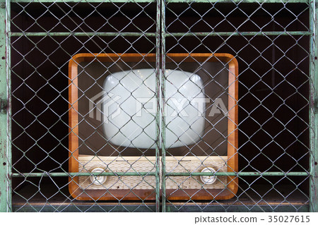 Vintage television 35027615