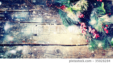 Christmas Vintage Background Fir Tree Berries 35028284