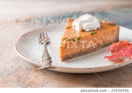 Slice of Pumpkin Pie 35030356
