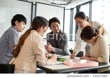 Language School Instructor Student Chinese Language School Instructor Student Chinese 35031468