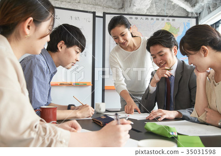 Language School Instructor Student Chinese 35031598