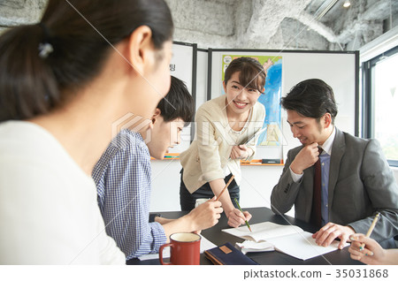 Language school Korean 35031868
