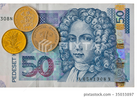 Croatian currency note 50 Kuna macro isolated Croatian currency note 50 Kuna macro isolated 35033897