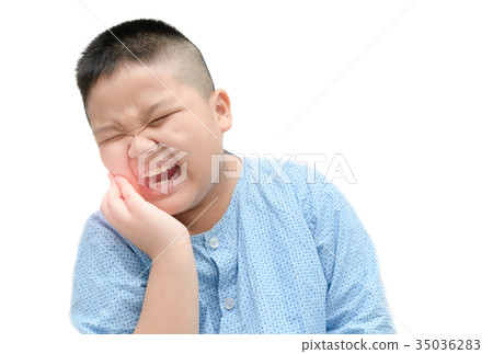 Obese asian fat boy suffering from toothache Obese asian fat boy suffering from toothache 35036283