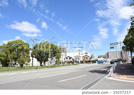 在Suma停車場前 在Suma停車場前 35037257