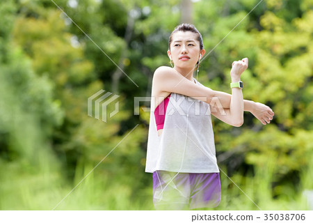 Women training Women training 35038706