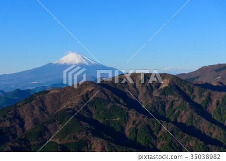 富士山和丹澤山 35038982