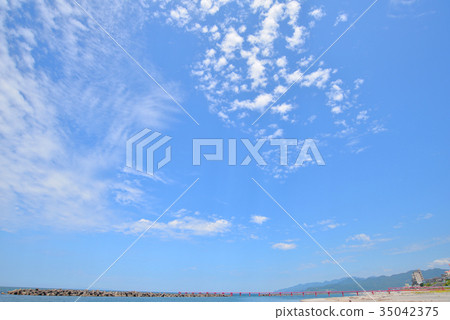 Blue sky and sea 35042375