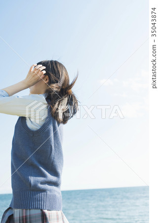 High school girl sea breeze hair flutters High school girl sea breeze hair flutters 35043874