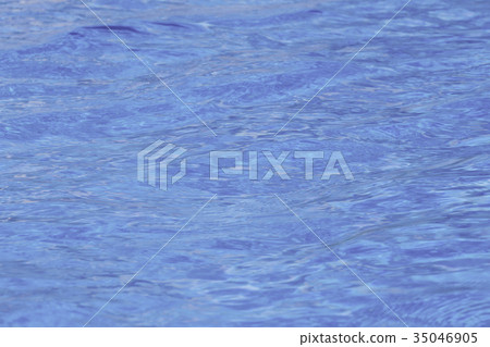 A calm water image 35046905