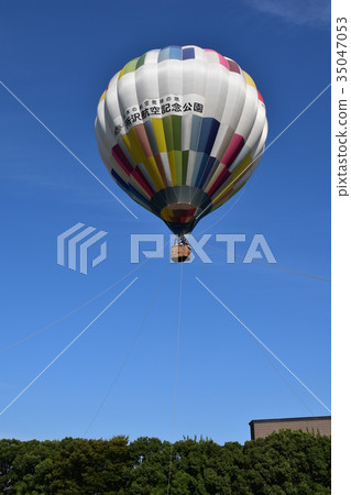 漂浮在Tokorozawa紀念公園的氣球 35047053
