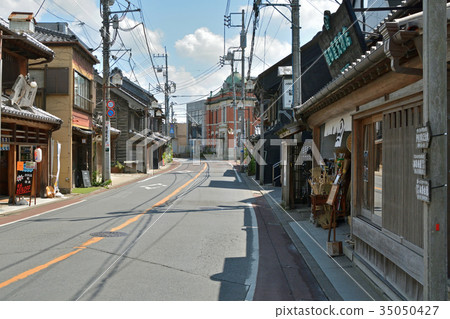 以撒哈拉沙漠：香取公路路邊重要的傳統古蹟保護區 35050427