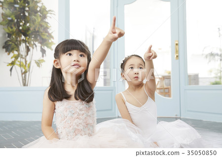 朋友，孩子，兄弟姐妹，芭蕾舞 35050850