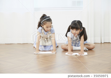 朋友，孩子，兄弟姐妹，清潔 35050971
