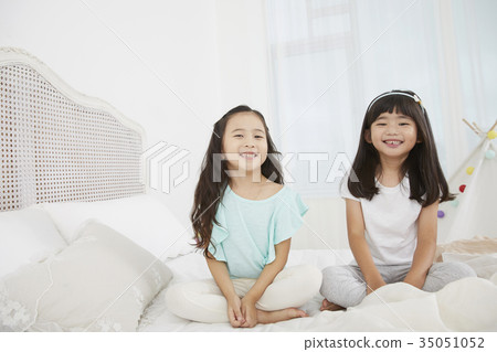 朋友，孩子，兄弟姐妹，玩耍 35051052