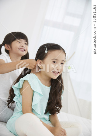 Friends, children, siblings, play Friends, children, siblings, play 35051162