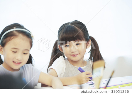 朋友，孩子，兄弟姐妹，玩耍 35051256