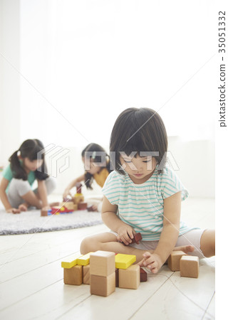 Friends, children, siblings, play 35051332