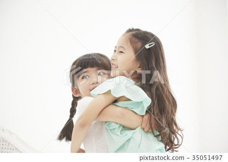 Friends, children, siblings, play Friends, children, siblings, play 35051497