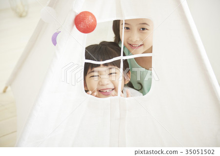 Friends, children, siblings, play Friends, children, siblings, play 35051502