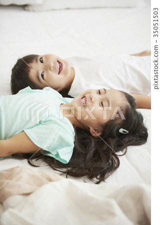 Friends, children, siblings, play 35051503