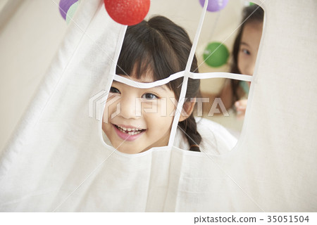 Friends, children, siblings, play 35051504