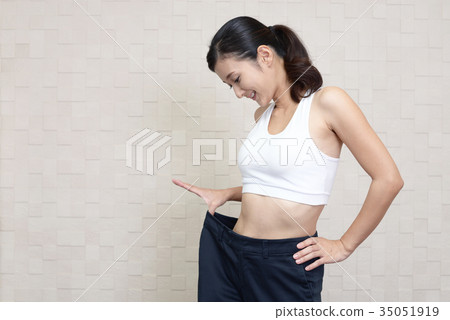 A woman who succeeded in dieting A woman who succeeded in dieting 35051919