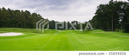 Views of golf course holes and flags in Hokkaido Views of golf course holes and flags in Hokkaido 35054938
