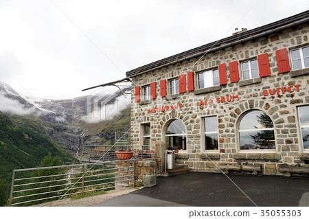 從Alpes Grum車站看到的Paru Paru和Paryu冰川 從Alpes Grum車站看到的Paru Paru和Paryu冰川 35055303