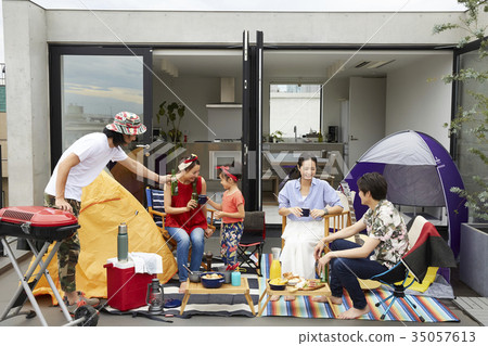 陽台上的戶外派對 35057613