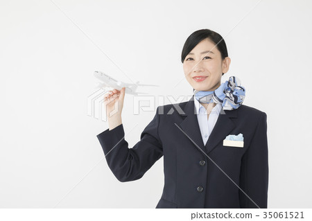 CA客艙服務員與飛機 35061521