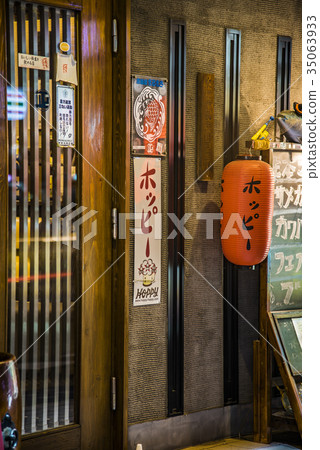 Tavern Red Lantern 35063933