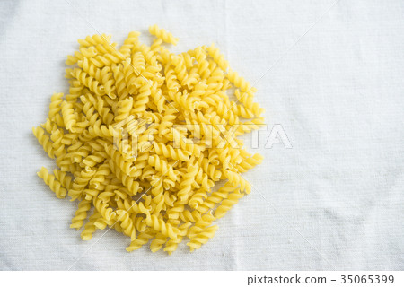 Pasta Fujiri Pasta Fujiri 35065399