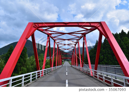 京都三山町的赤刀 35067093