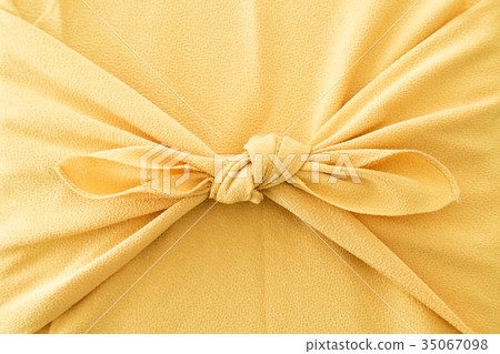 Gifts Gifts 35067098