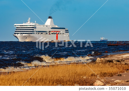 White passenger ship underway White passenger ship underway 35071010