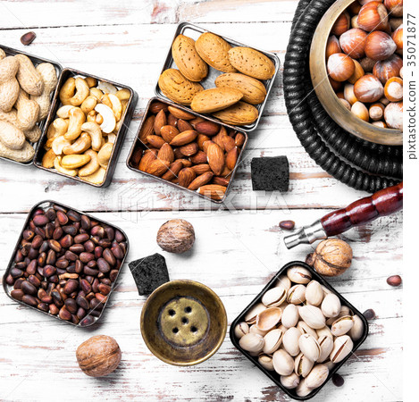 Hookah with nut taste 35071877