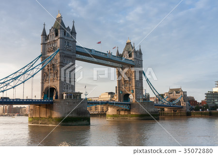 Tower Bridge in the morning, London, England 35072880