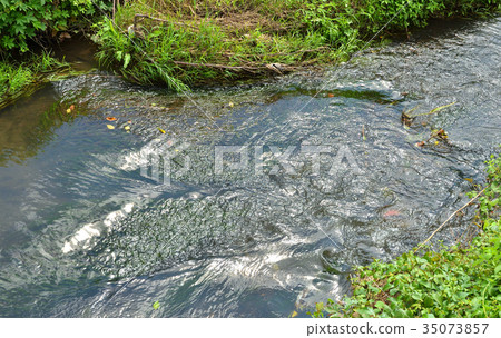 Minoru Numada:卡達亞河的流量 Minoru Numada:卡達亞河的流量 35073857